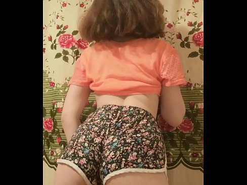 ❤️ سیکسی ځوان ماشوم په کیمره کې خپل شارټونه لرې کوي ❤❌  ❤